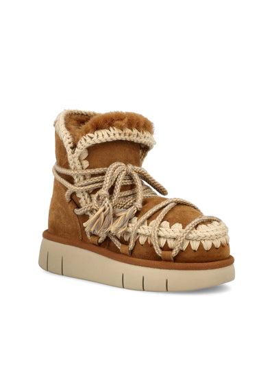 Stivale realizzato a mano in pelle di montone. FW531024A COG MOU