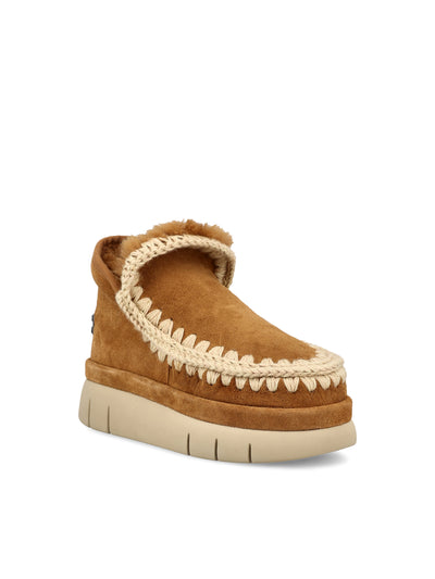 Sneakers realizzate in suede. FW751000A COG MOU