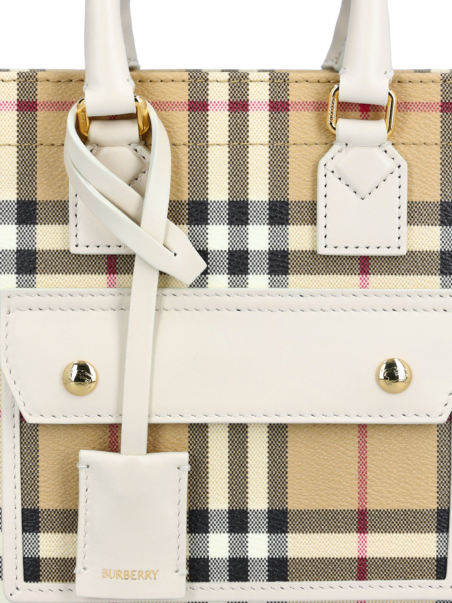 Borsa realizzata in poliuretano. 8125134 B7348 BURBERRY