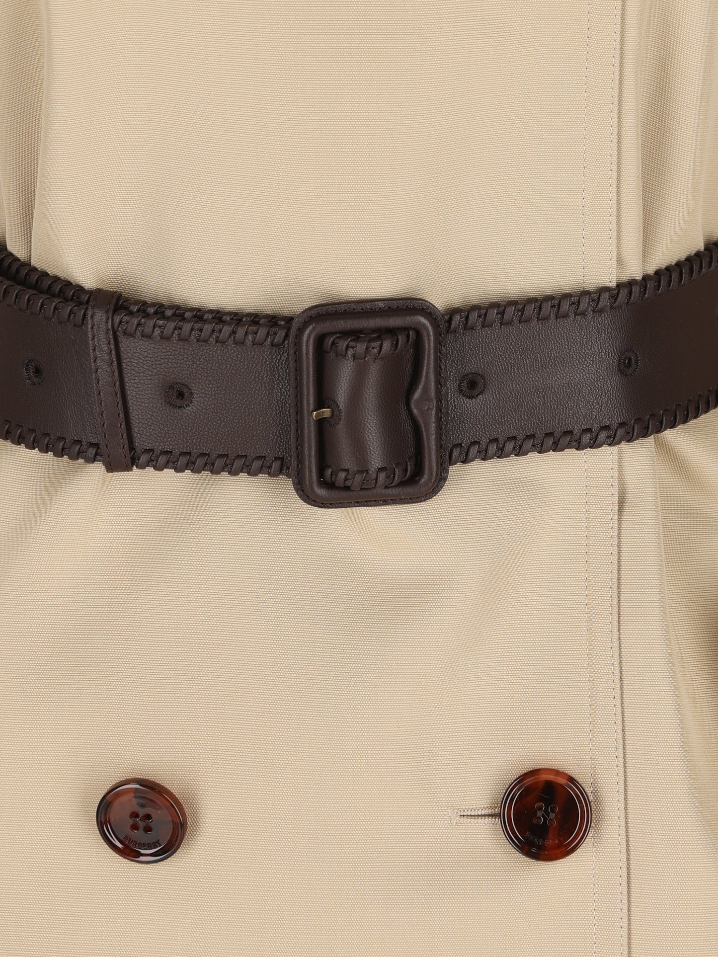 Trench realizzato in seta e cotone. 8126448 A2151 BURBERRY