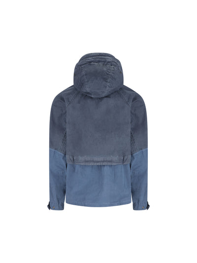 Giacca realizzata in cotone e poliammide. 20CMOW110A 110543D889 C.P COMPANY