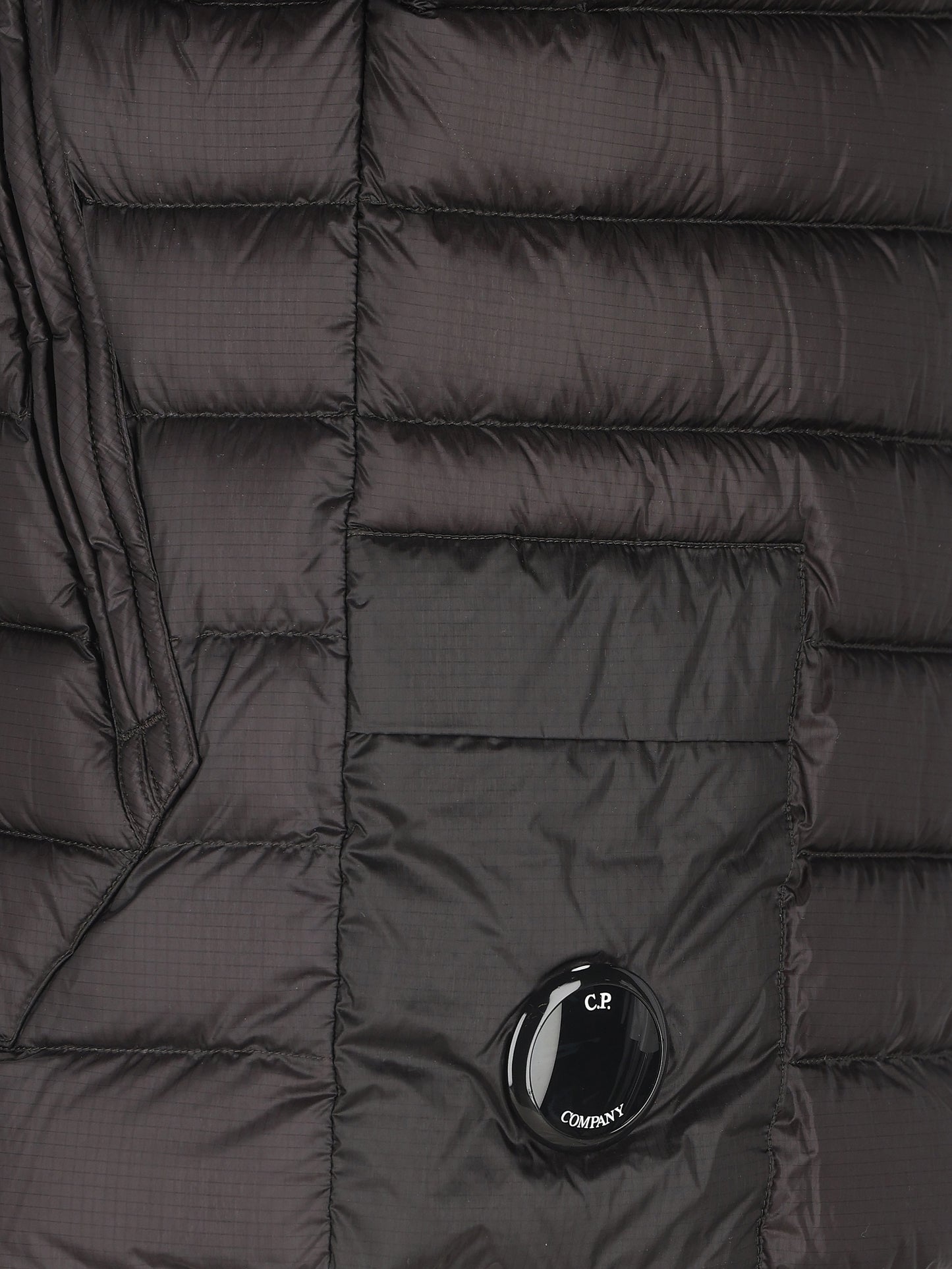 Gilet realizzato in poliammide. RCCMVE703A 110416A999 C.P COMPANY