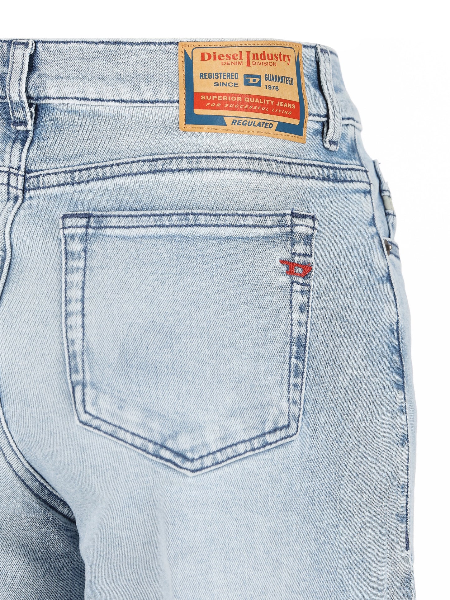 Jeans realizzati in cotone. A03624 0ADBJ01 DIESEL