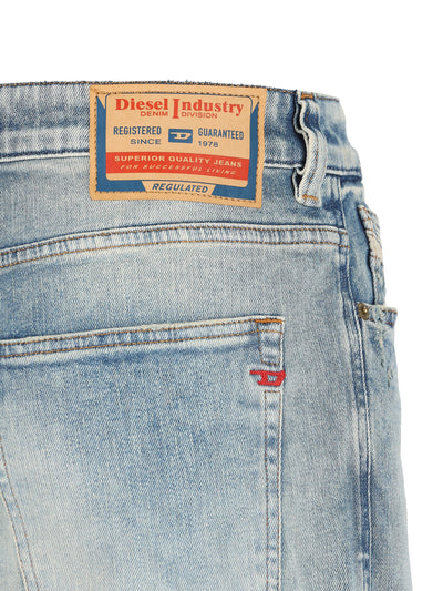 Jeans realizzati in cotone. A07018 09M2101 DIESEL