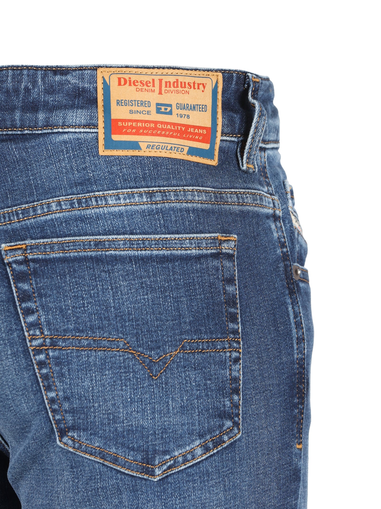 Jeans Regular Fit con vita bassa A12337 09I2801 DIESEL