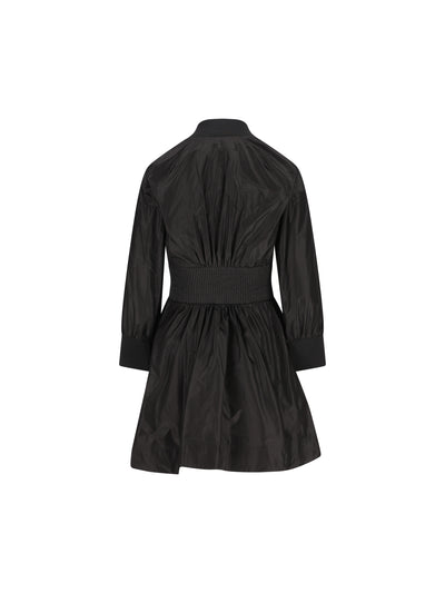 Abito realizzato in seta. FDD511 AW7CF0GME FENDI
