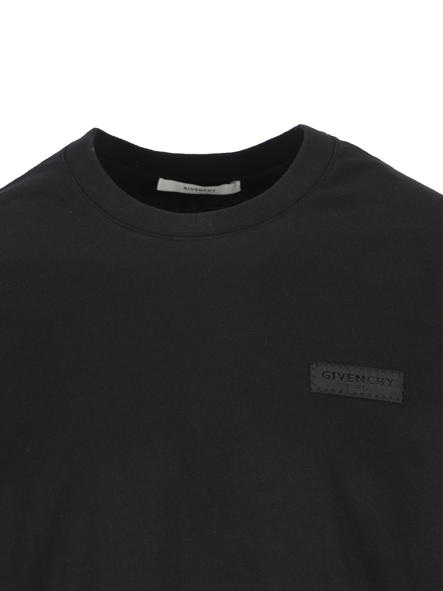 T-Shirt realizzata in cotone. BM71NK3YSJ 001 GIVENCHY