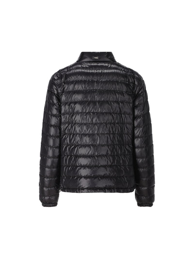 Piumino realizzato in poliammide. PI002039D 12017Z9300 HERNO