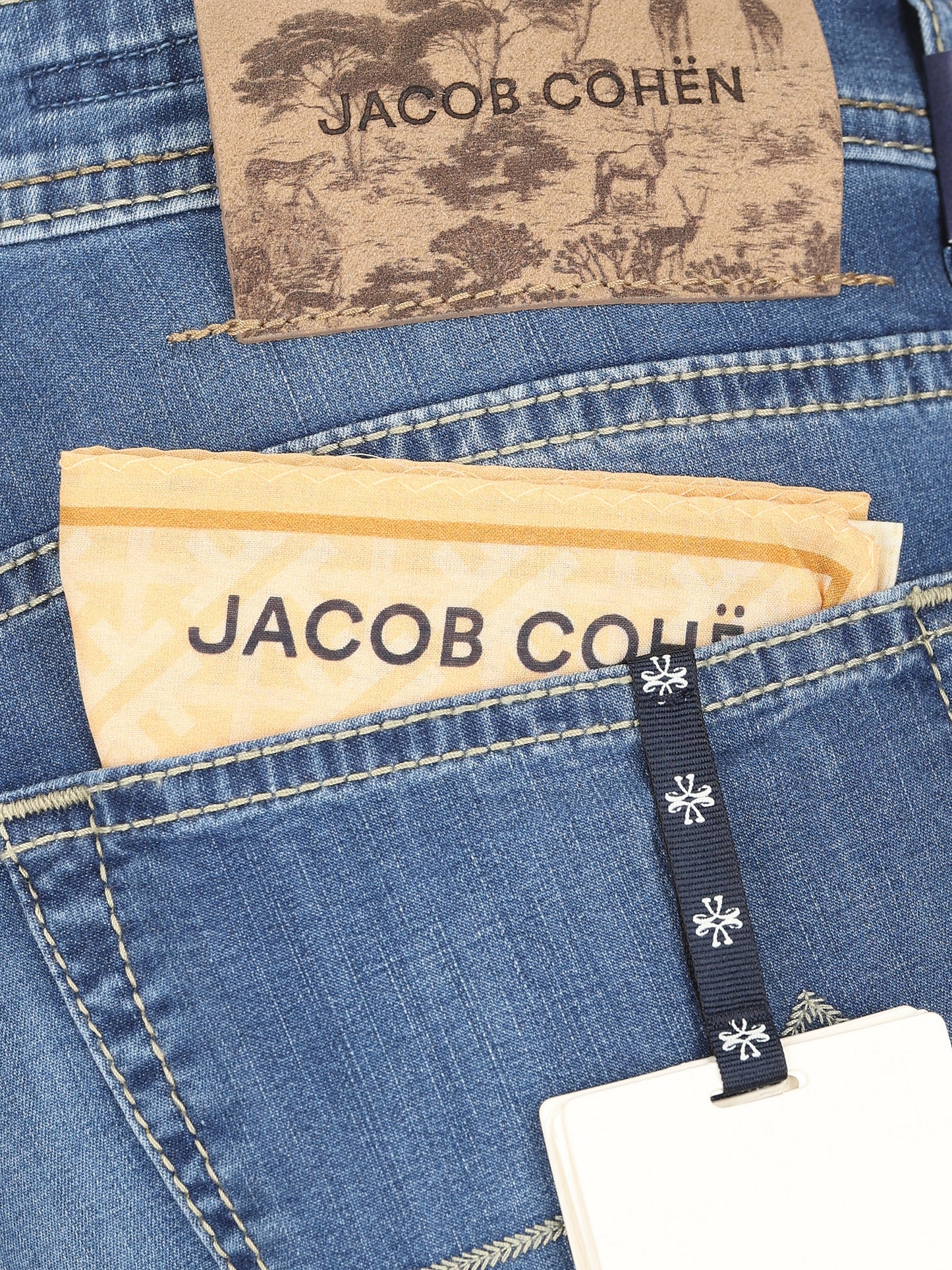 Jeans realizzati in cotone. QM004059 S3735V1200D JACOB COHËN
