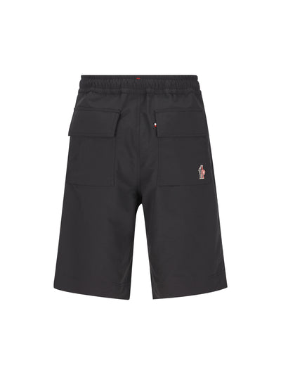 Shorts realizzati in poliestere. M2B00003 597SL999 MONCLER GRENOBLE