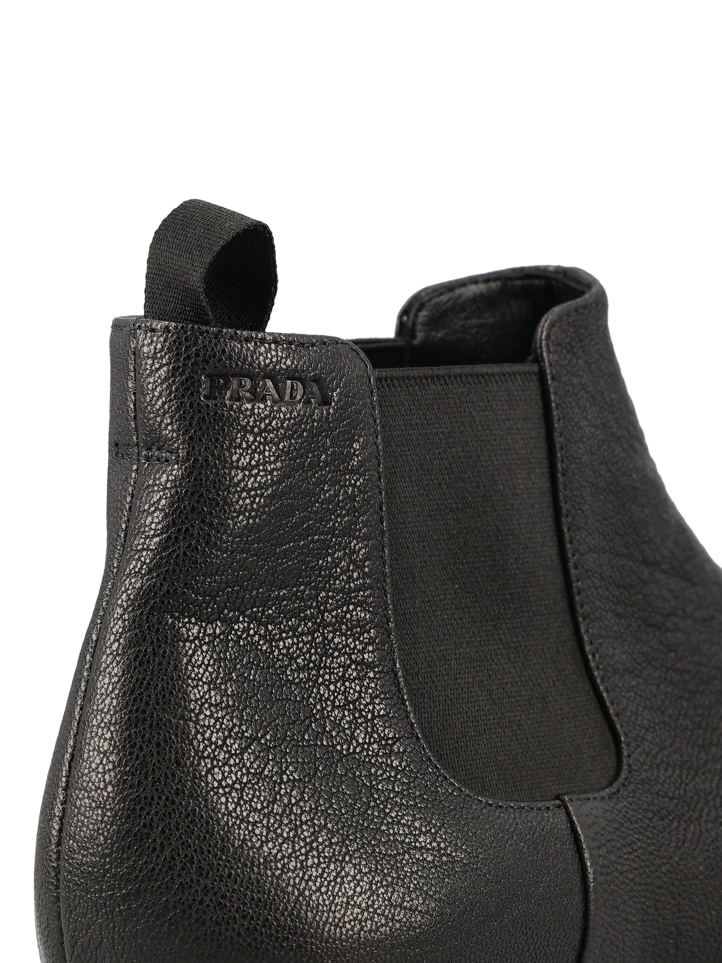 Stivaletti realizzati in pelle. 2TF036 3ACMF0002 PRADA