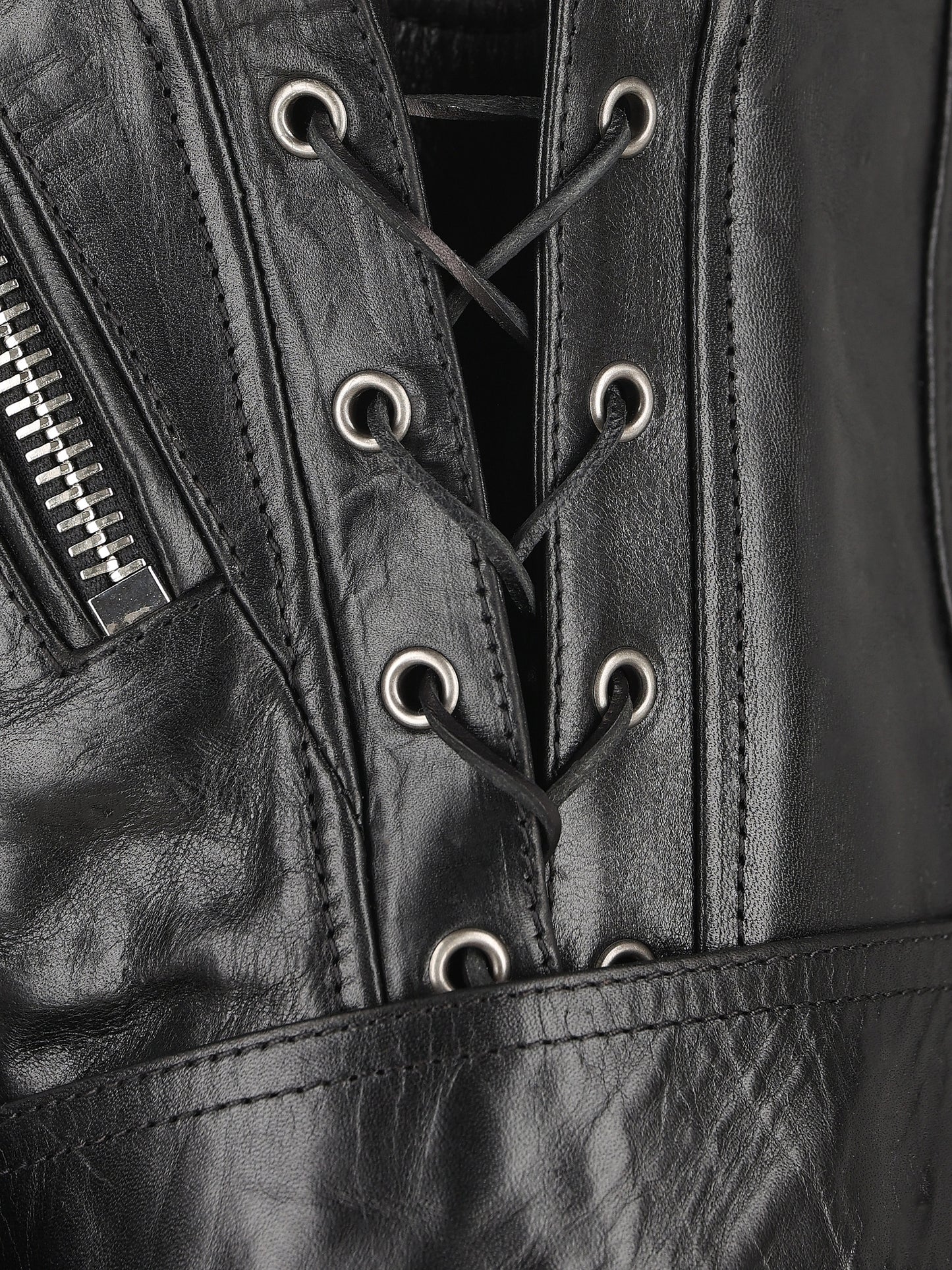 Gilet realizzato in pelle. 865045 YCUS21000 SAINT LAURENT