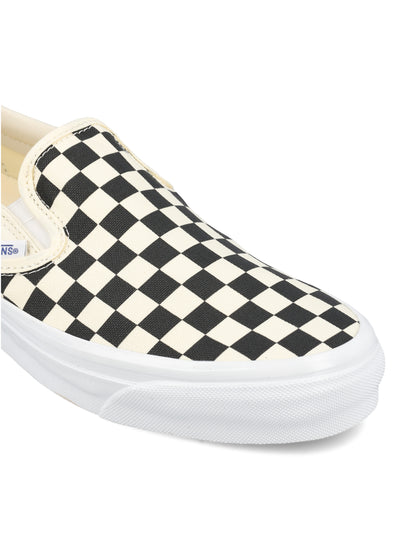 Slip-On realizzate in tela. VN000CSE2BO1 VN2BO VANS