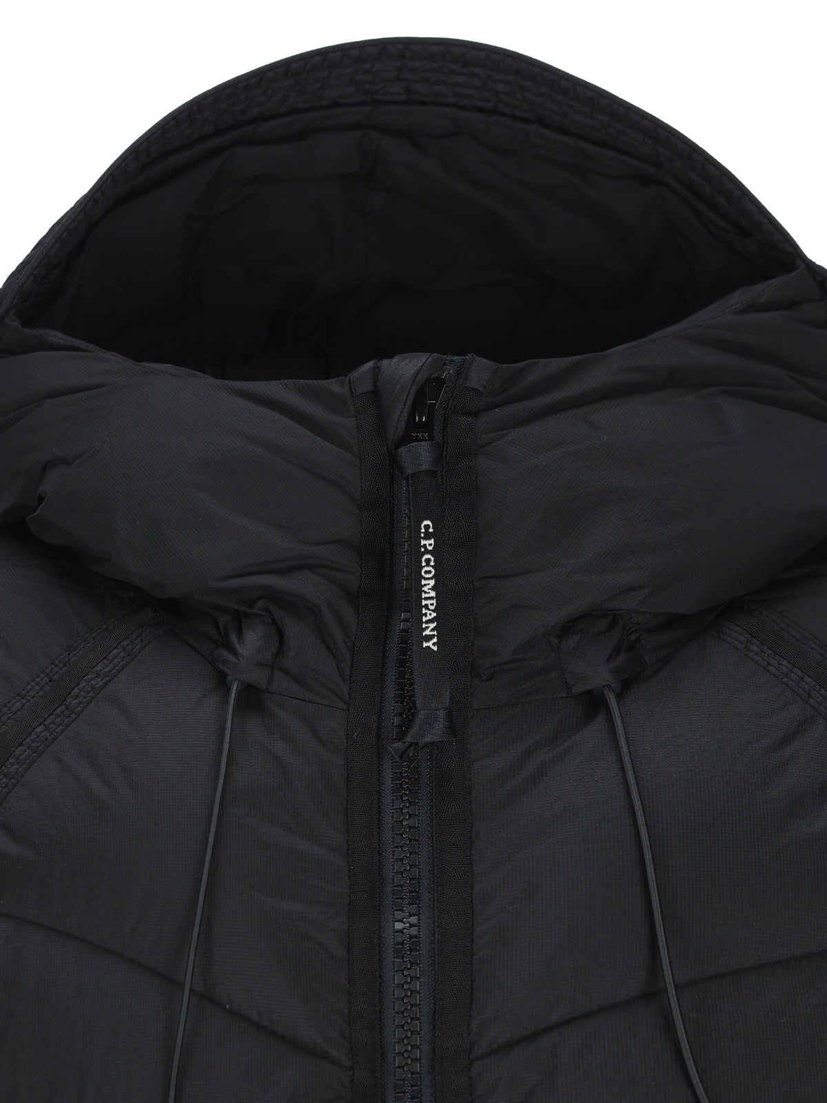 Piumino realizzato in nylon. 21CMOW210A 110655G999 C.P COMPANY