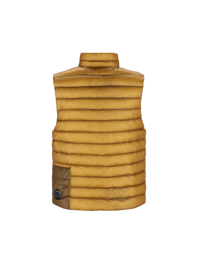 Gilet realizzato in poliammide. 21CMVE703A 110416A232 C.P COMPANY