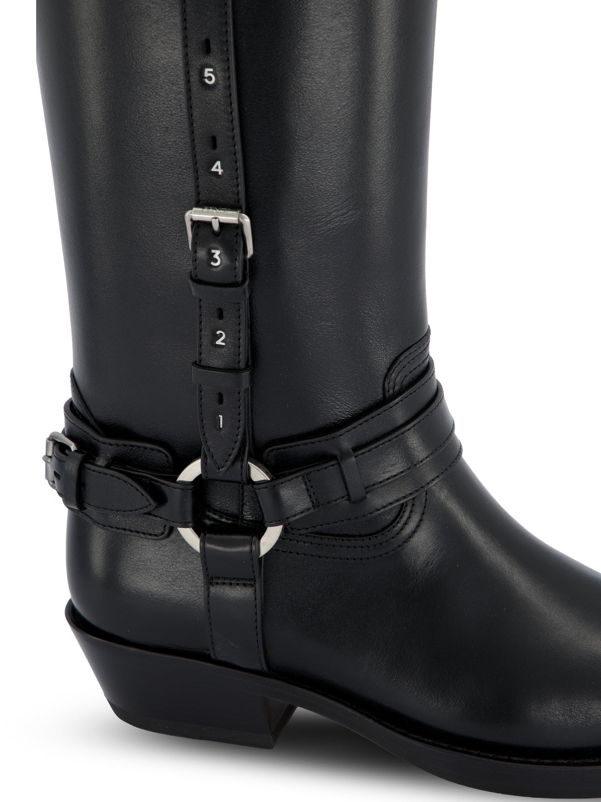 Stivale in pelle 8W9070 NA7F0QA1 FENDI