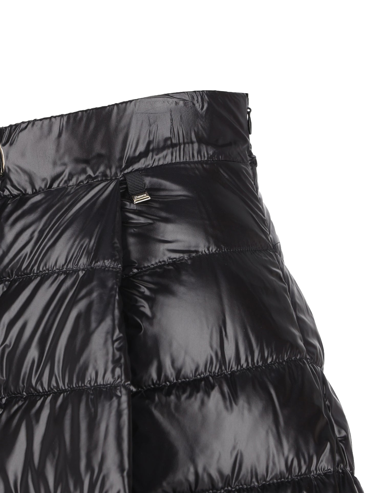 Gonna realizzata in nylon. GP000002D 12017Z9300 HERNO