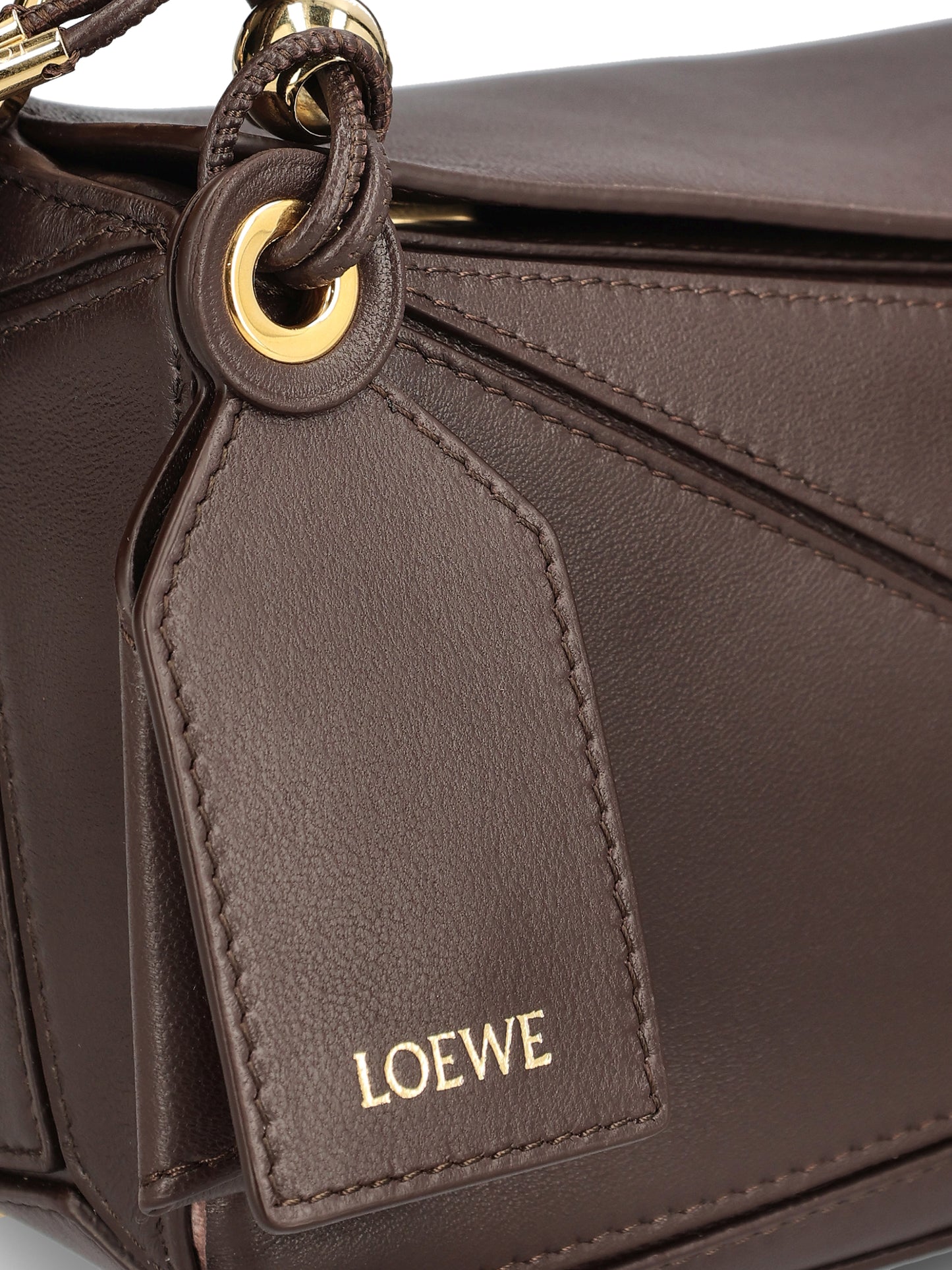 Borsa realizzata in pelle. A510PLIX18 0018 LOEWE
