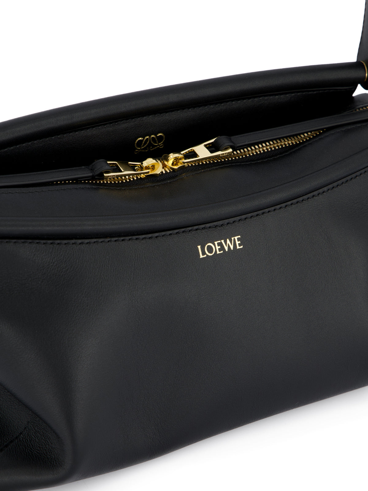 Borsa realizzata in pelle di vitello. ATBBTBBX01 1100 LOEWE