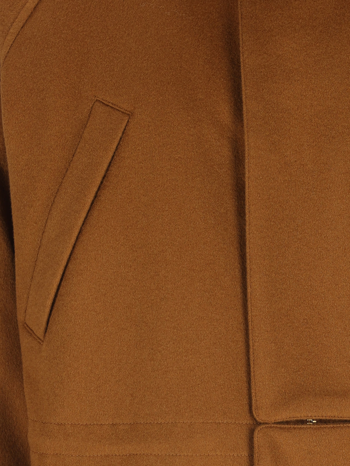Giacca realizzata in cashmere. FRW2676 H0EV LORO PIANA