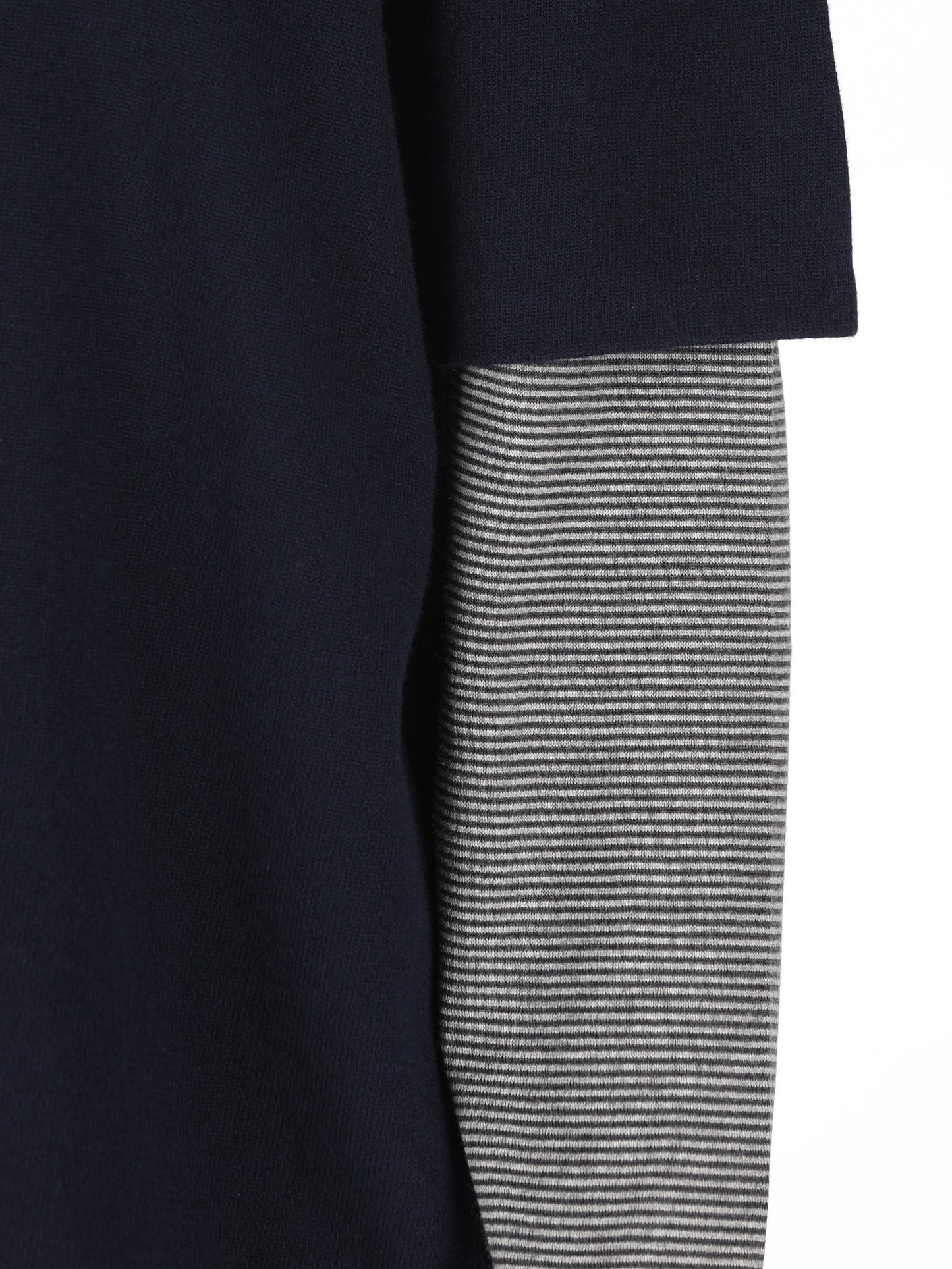 Maglia realizzata in lana vergine e cashmere. MML07L 6061F095J MIU MIU