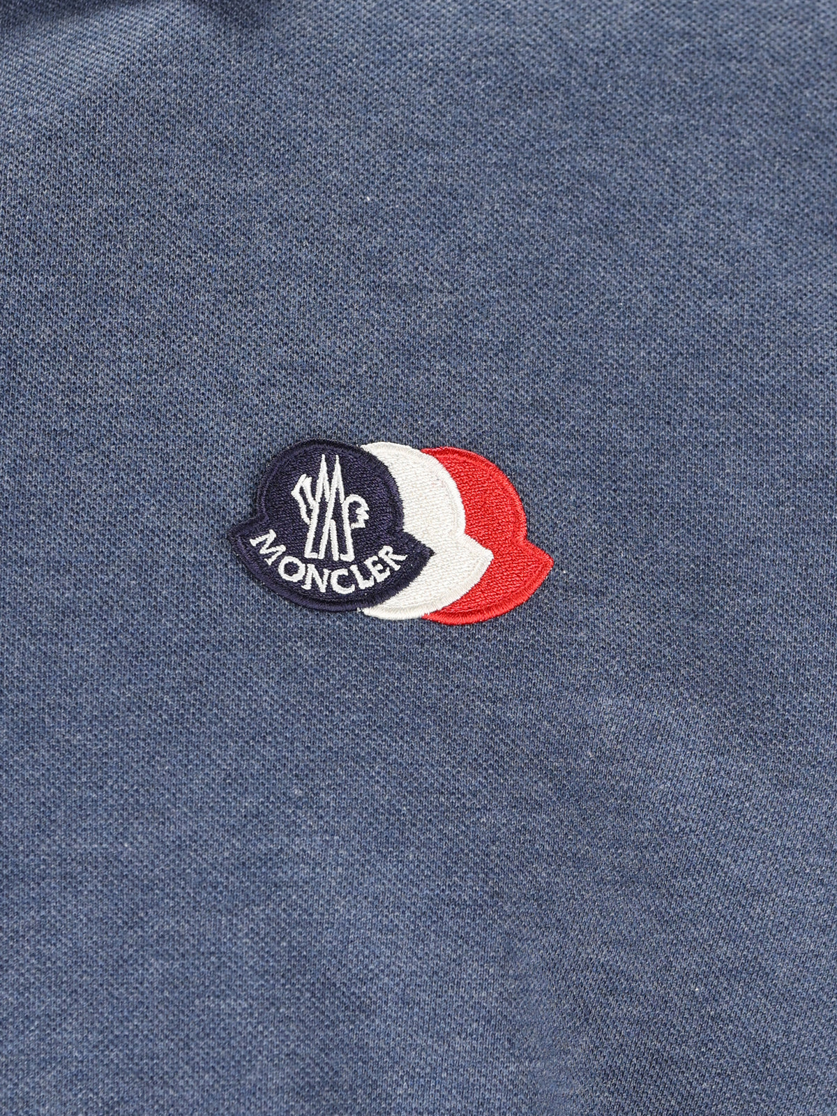 Polo realizzata in cotone. M8A00012 89A16794 MONCLER