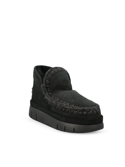 Sneakers realizzate in suede. FW751000A BKBK MOU
