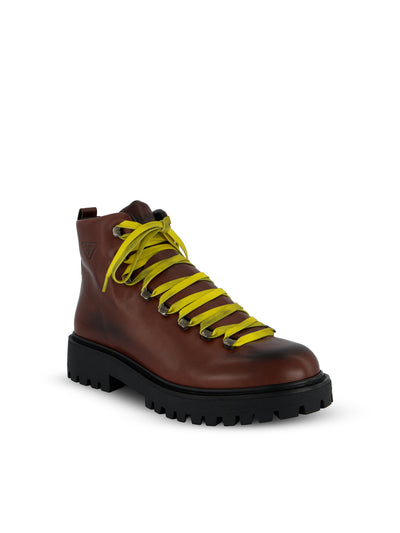 Stivaletti Uomo in Pelle Nera con Suola Carrarmato 2TE220 3KDPF0324 PRADA