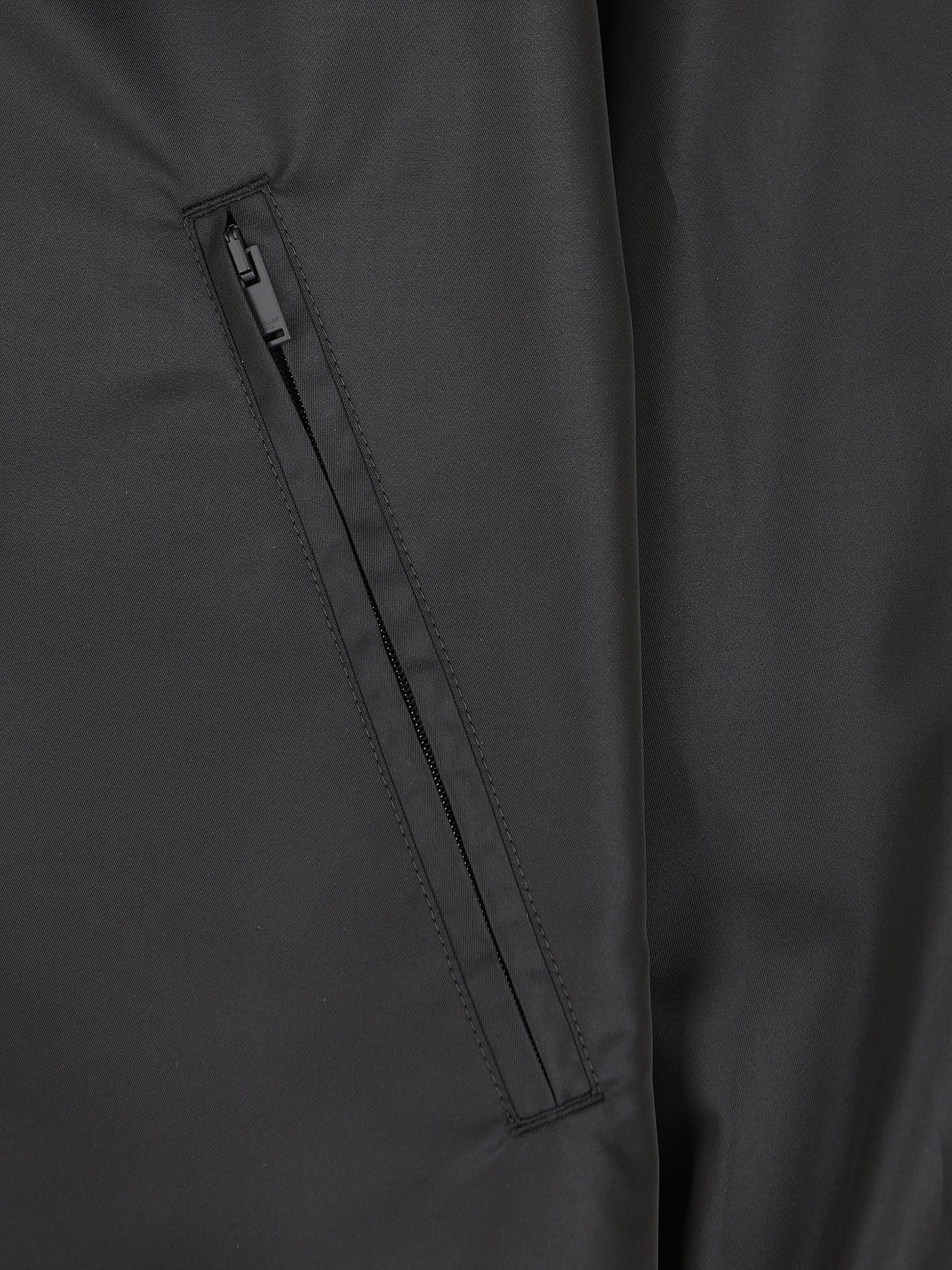 Giacca realizzata in poliestere. A004SW Y1O064146 SAINT LAURENT