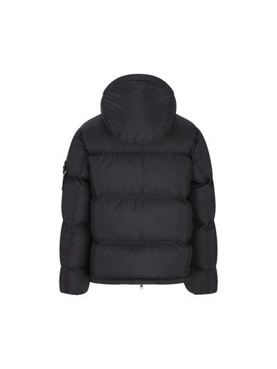 Piumino realizzato in poliammide. 4100013 S0483V0029 STONE ISLAND