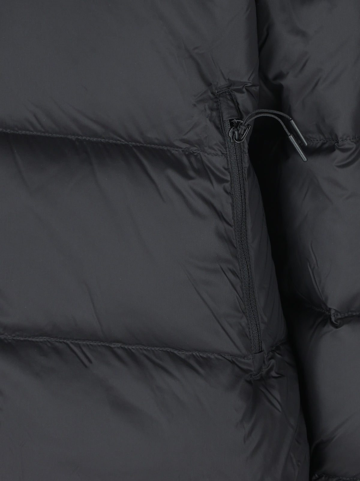 Giacca realizzata in nylon. NF0A8D3J JK31 THE NORTH FACE