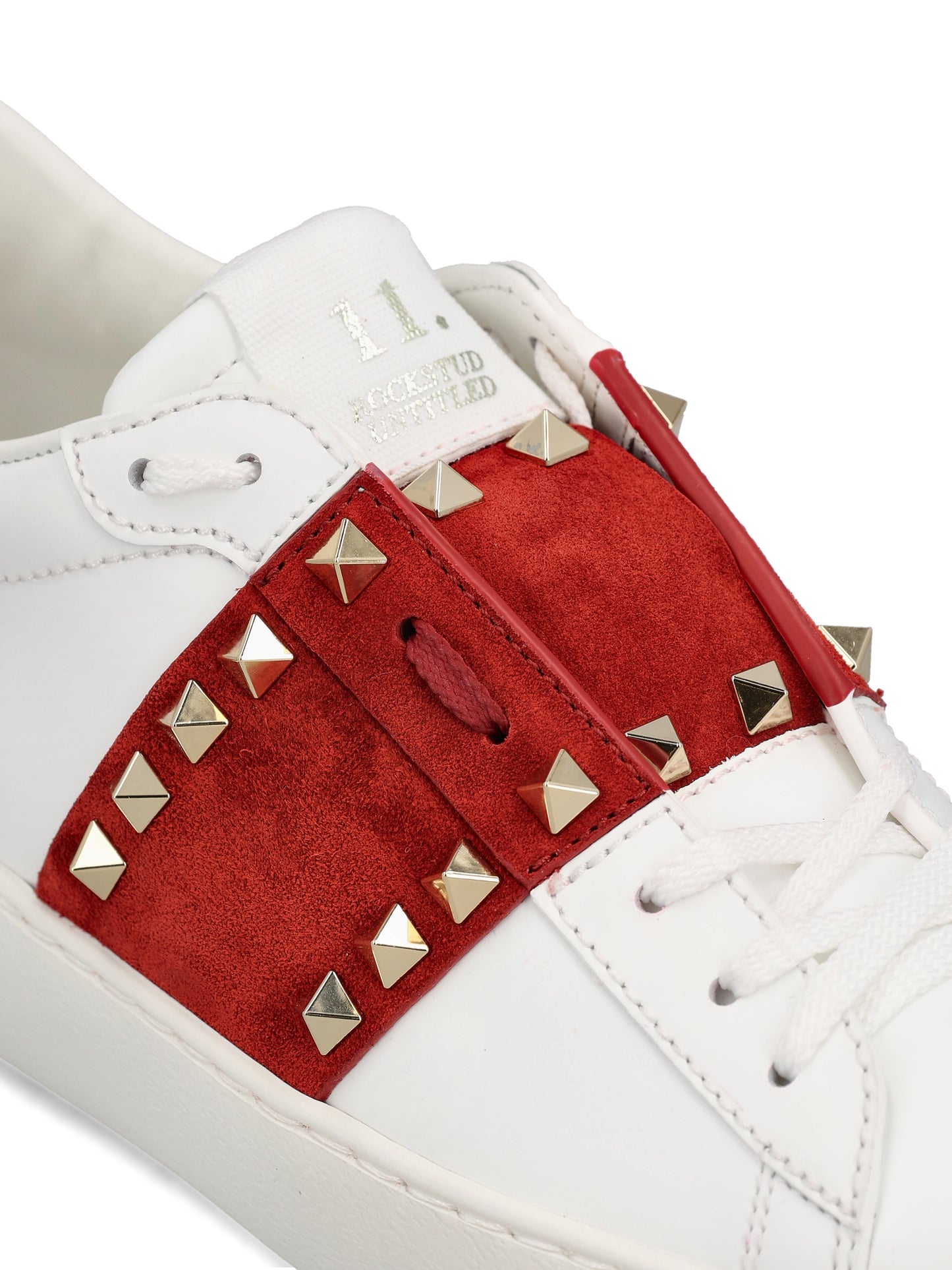 Sneakers realizzate in pelle. 9W2S0A01ZBV 3FB VALENTINO GARAVANI