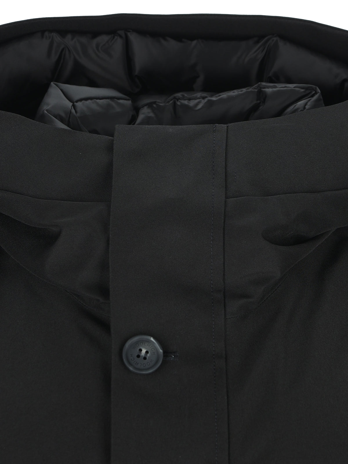 Piumino realizzato in poliestere. CFWOOU0971MBUT3797 100 WOOLRICH