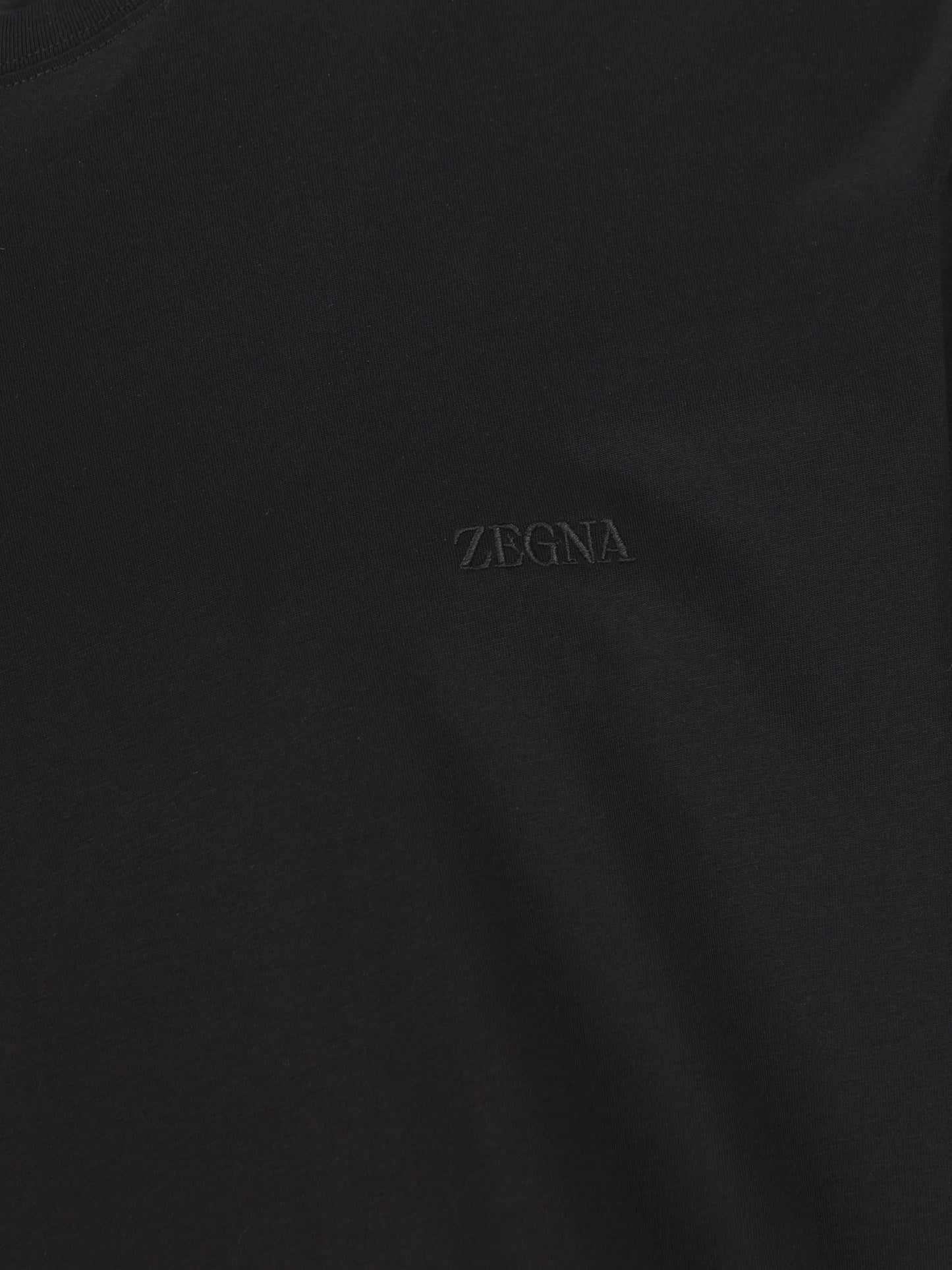 T-Shirt realizzata in cotone. RUI360A4 I765K09 ZEGNA