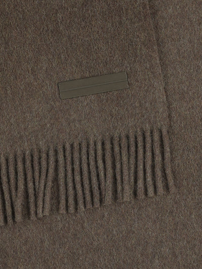 Sciarpa realizzata in puro cashmere RZ4L41SA4 26NGN1 ZEGNA