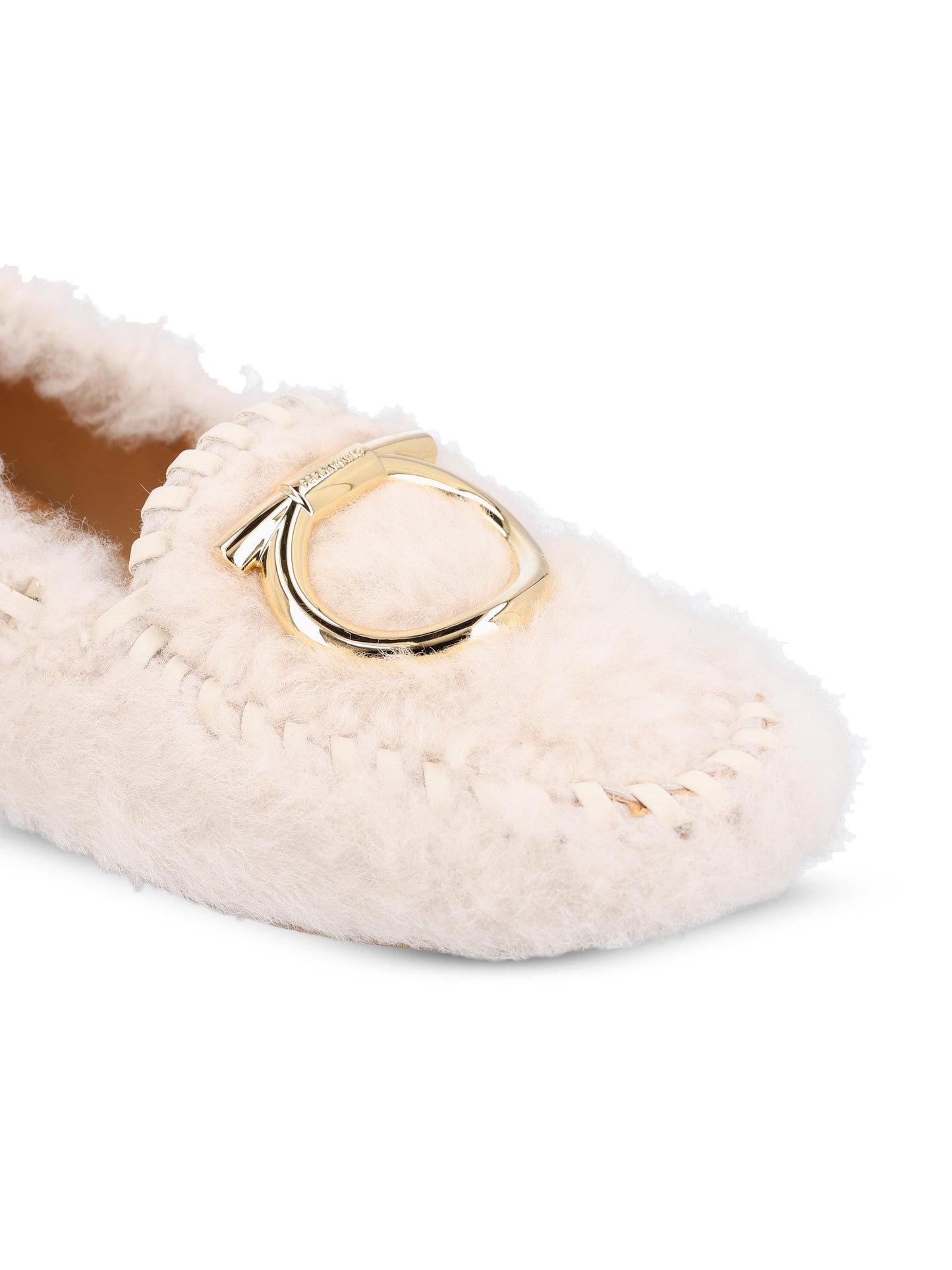 Mocassini realizzati in shearling. 01K800 787638002 SALVATORE FERRAGAMO