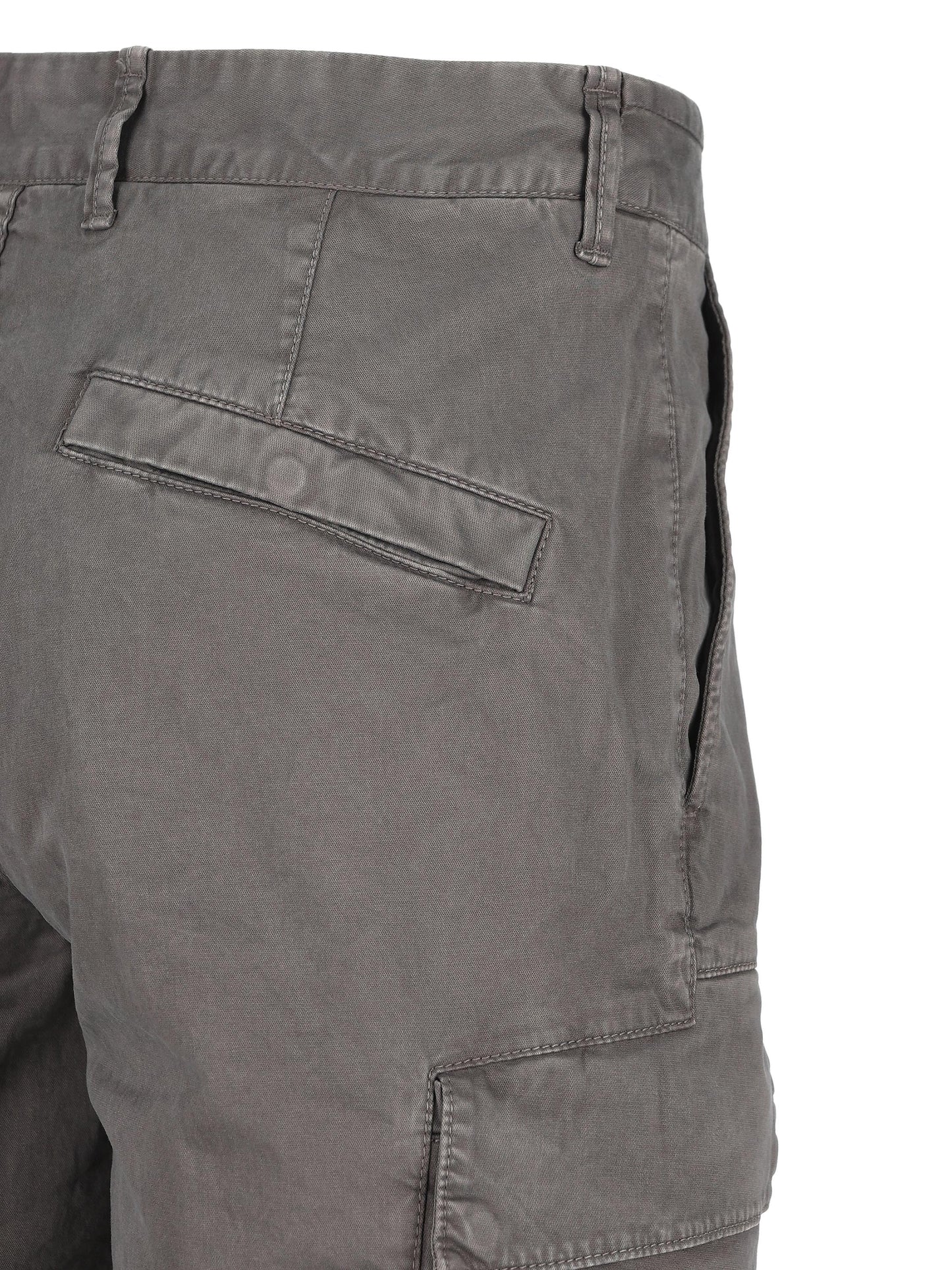 Shorts realizzati in cotone. L100018 S0004V0165 STONE ISLAND