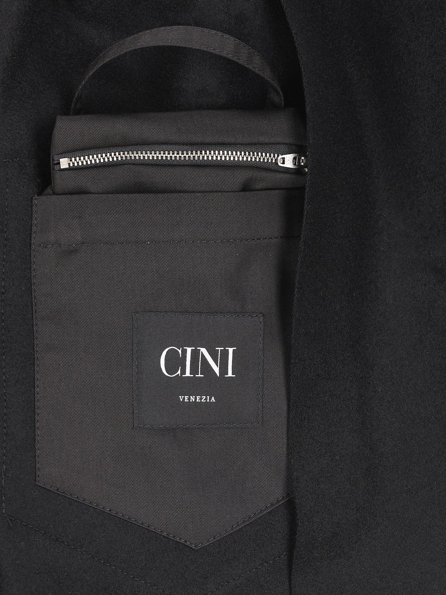 Cappotto realizzato in misto lana vergine. C396CSU 610128 CINI