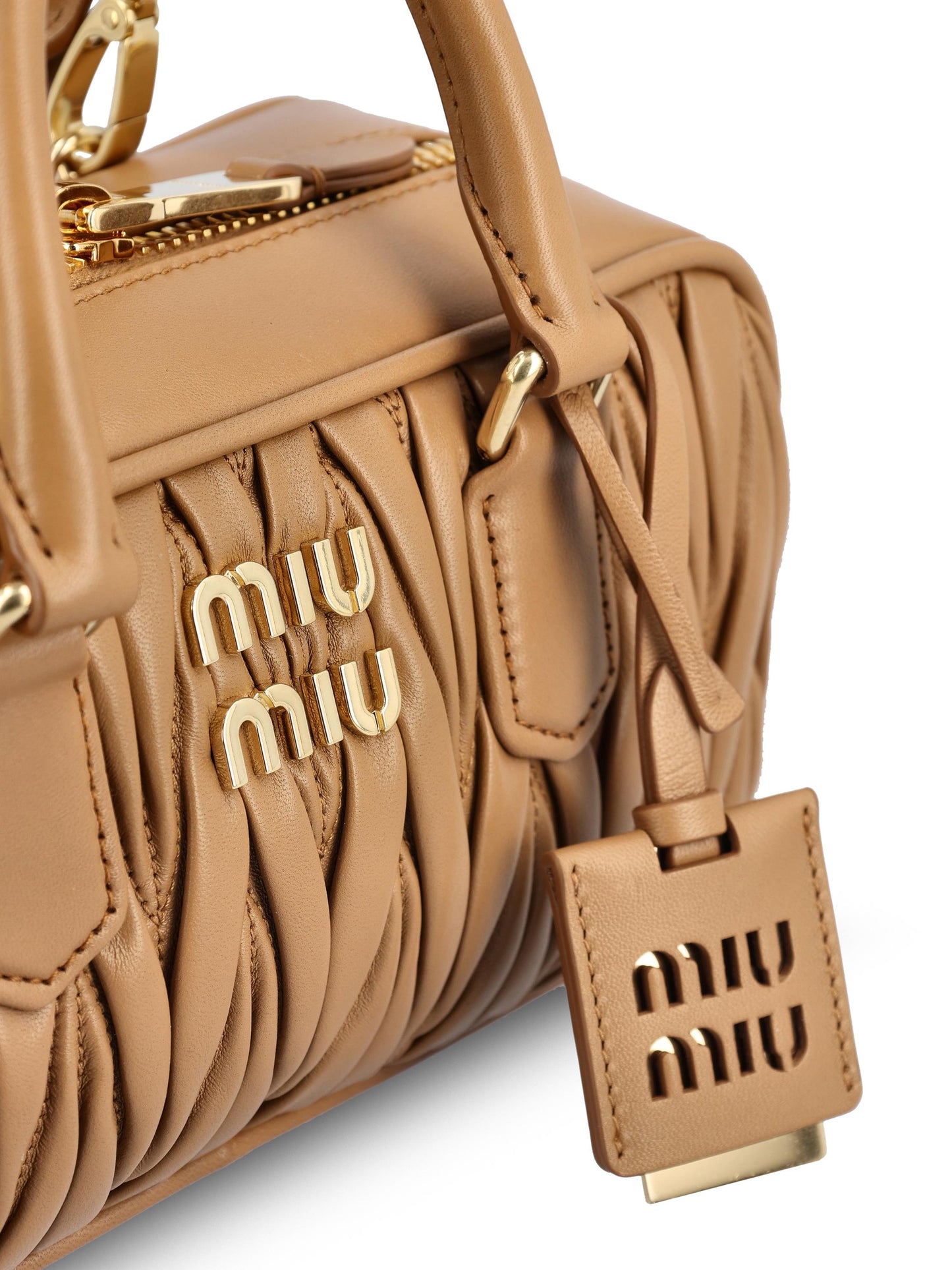 Borsa realizzata in pelle di agnello. 5BB142 AN88F098L MIU MIU