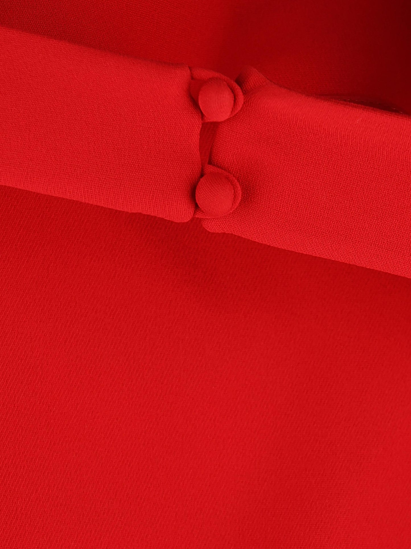 Abito realizzato in seta. 8B0VAJX41MM R9M VALENTINO GARAVANI