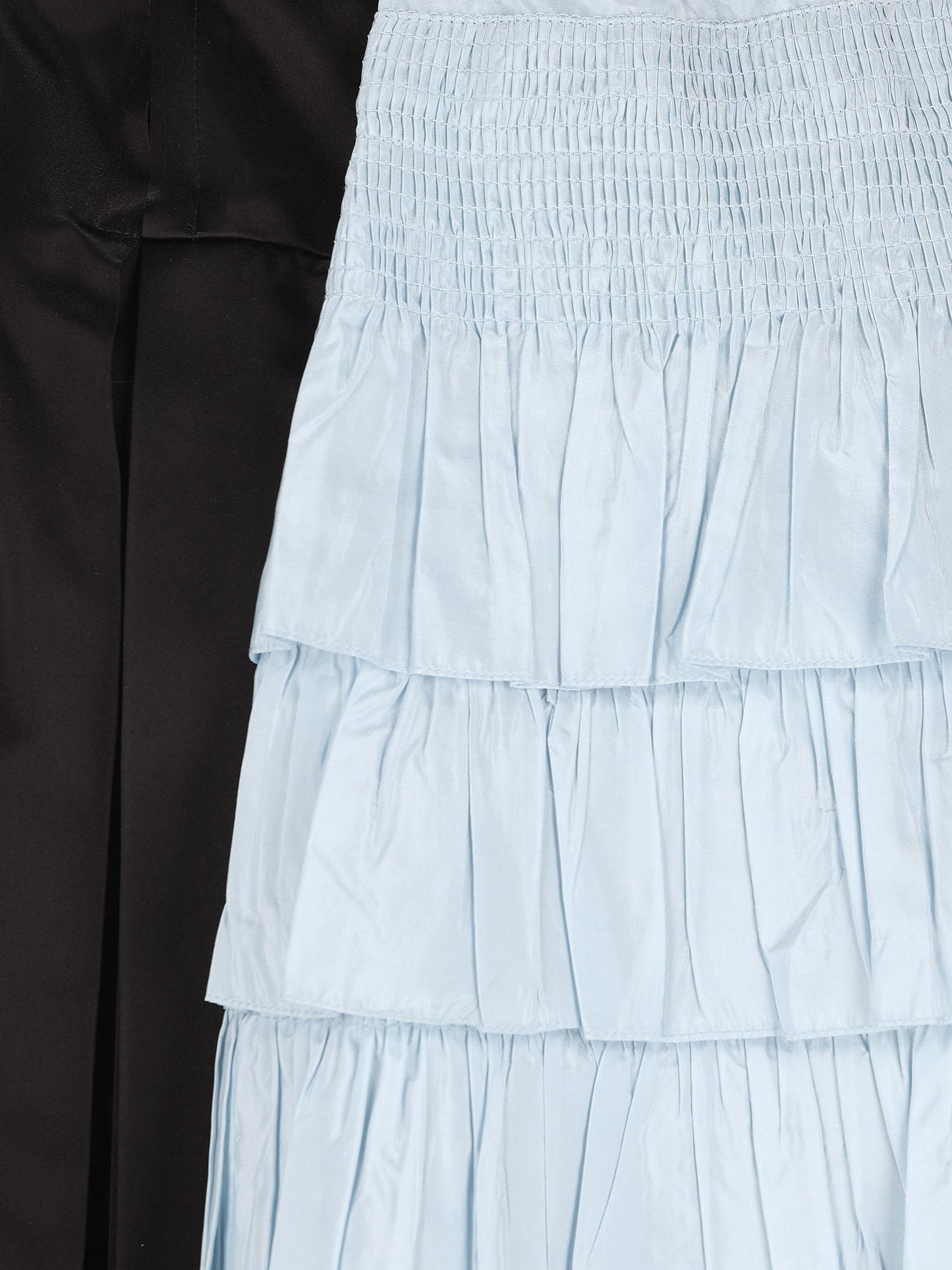 P175IR 19Q1F0002 PRADA