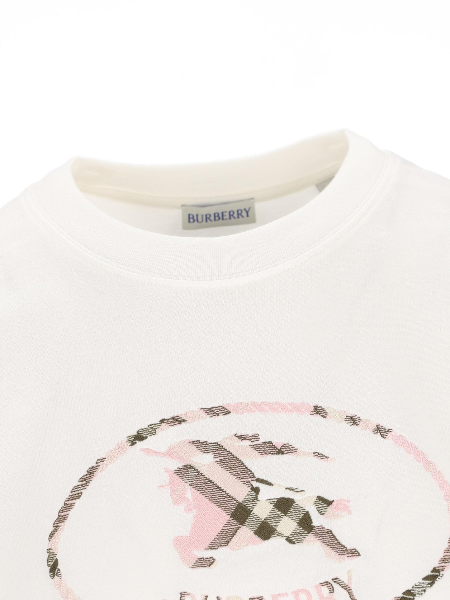 T-Shirt realizzata in cotone. 8126359 A5135 BURBERRY