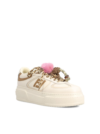 Sneakers realizzate in pelle di vitello. 8E8721 AY9NF1TO4 FENDI