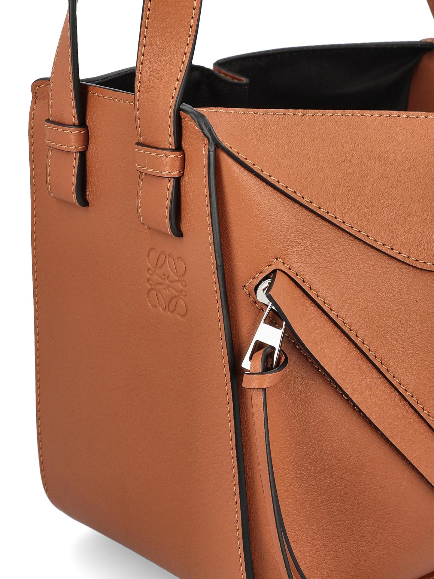 Borsa realizzata in pelle. A538H13X10 2530 LOEWE