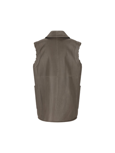 Gilet realizzato in montone. 2521416053600 003 MAX MARA