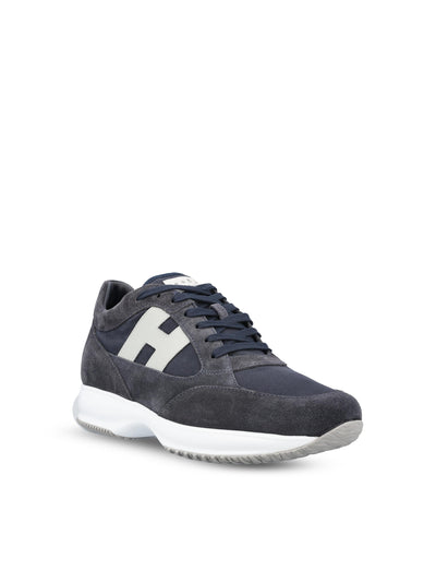 Sneakers realizzate in pelle scamosciata. HXM7130GC80V4R 785V HOGAN