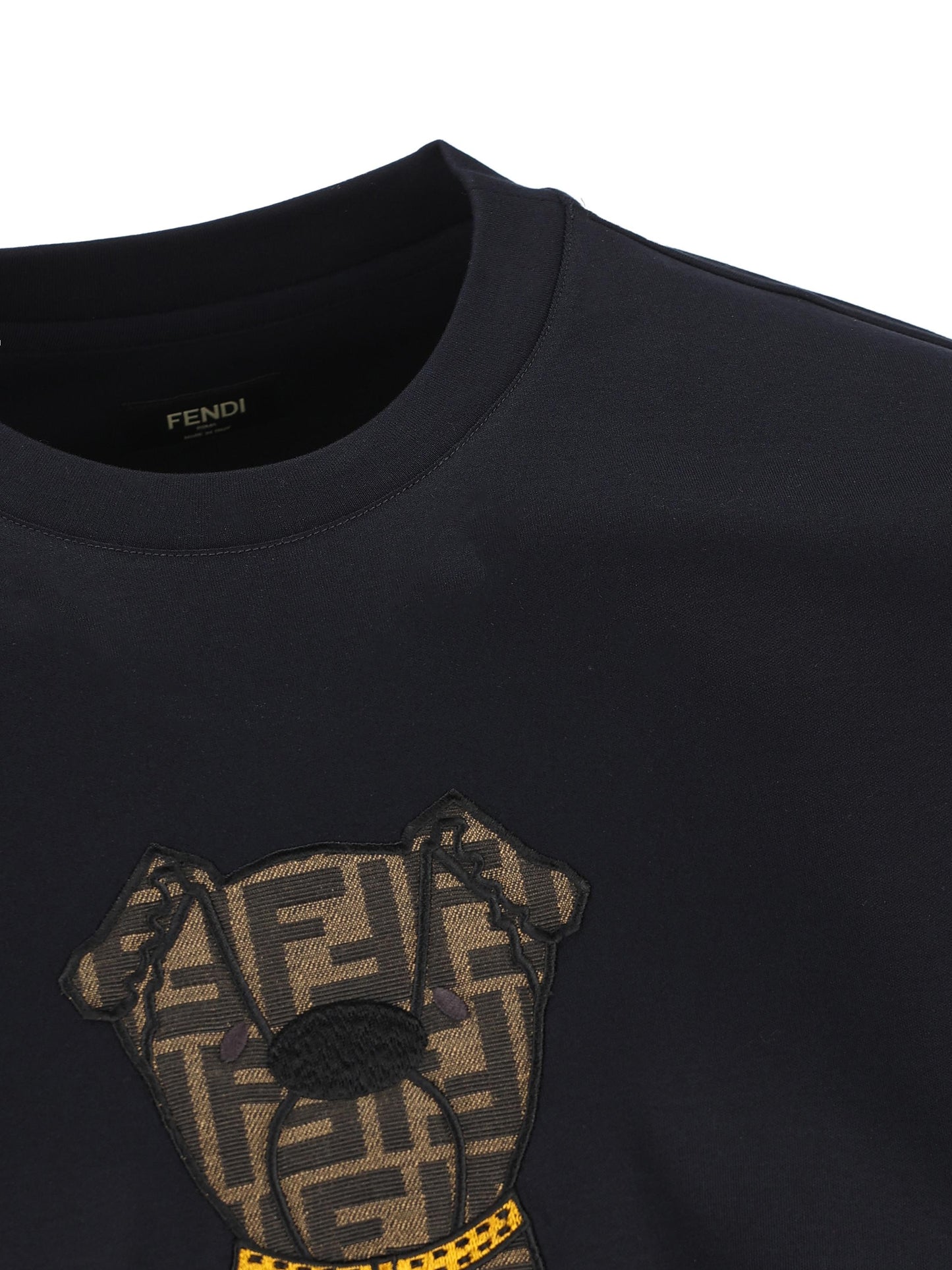T-Shirt realizzata in cotone. FY0936 AW0PF0QG0 FENDI