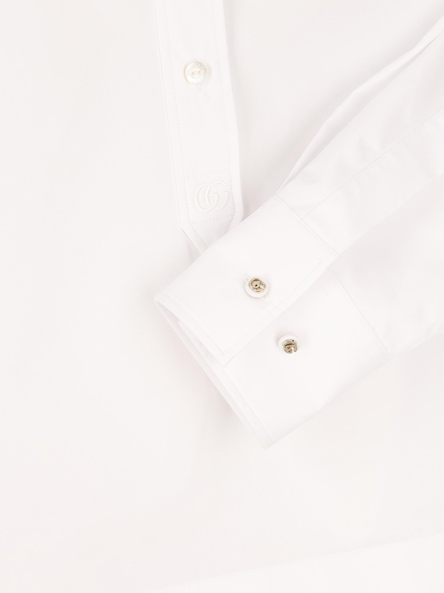 Camicia realizzata in popeline di cotone. 836454 Z7ADR9000 GUCCI