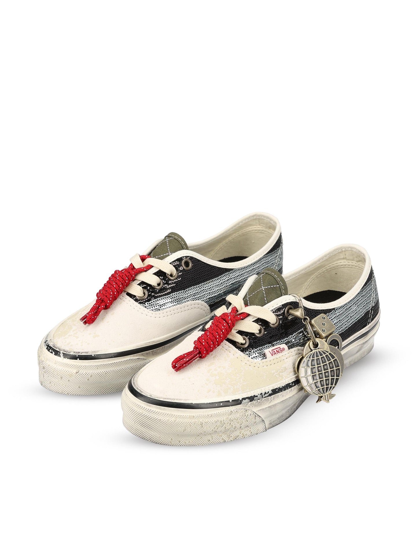 Sneakers realizzate in tessuto. VN000DB8MCG1 VNMCG VANS