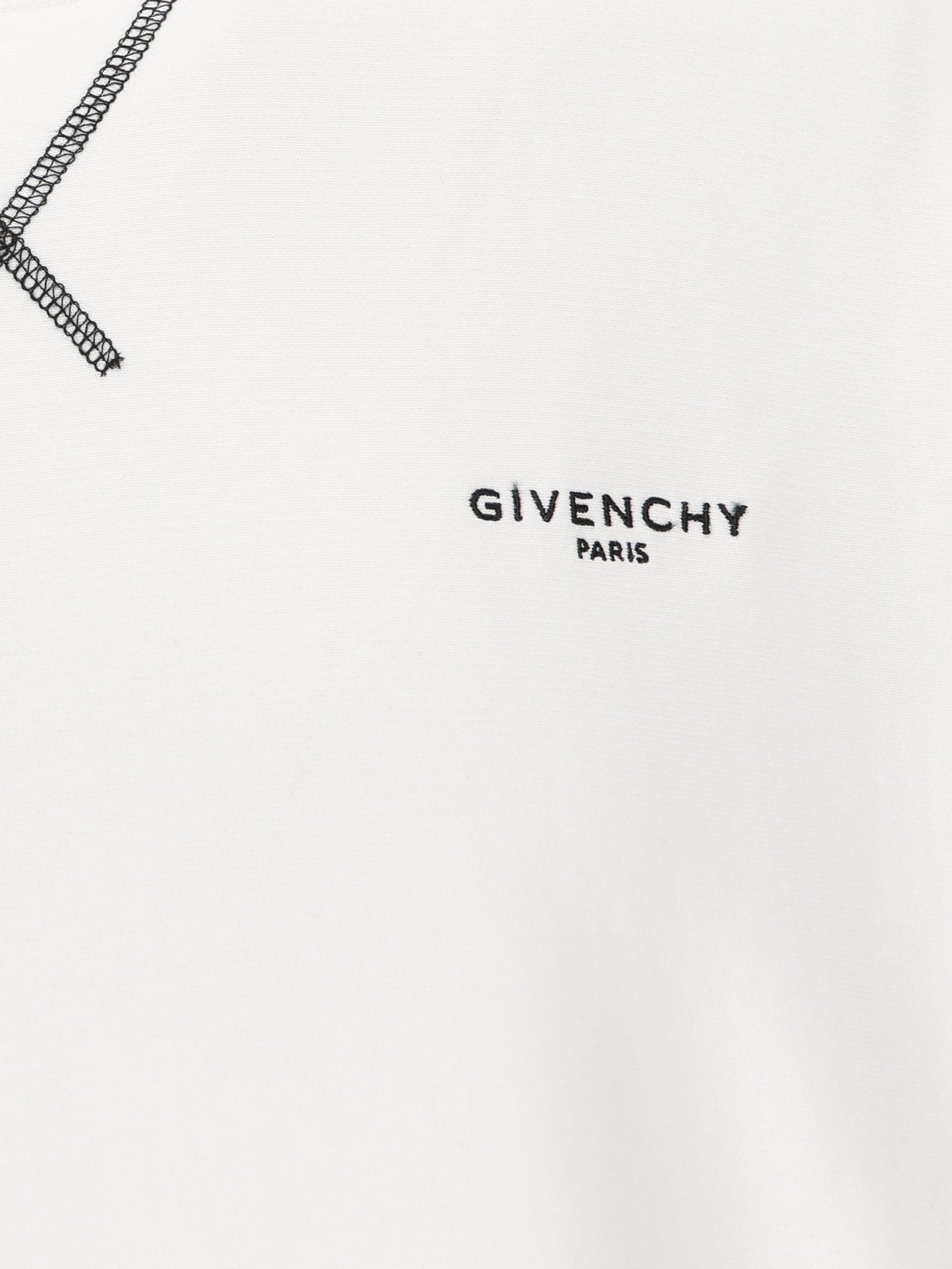 Felpa realizzata in cotone. BMJ0P63YS1 100 GIVENCHY